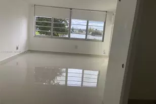 1670 NE 191st St, Miami, FL 33179 - Photo 6