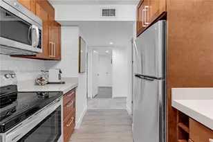 5845 Collins Ave, Miami Beach, FL 33140 - Photo 12