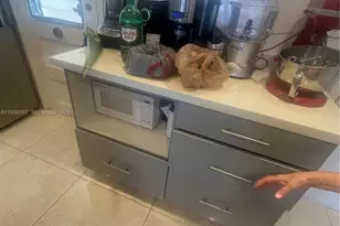 2905 Point E Dr, Aventura, FL 33160 - Photo 4