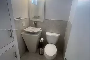 2905 Point E Dr, Aventura, FL 33160 - Photo 28