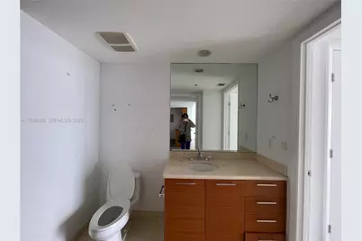 50 Biscayne Blvd #4105, Miami, FL 33132 - Photo 12