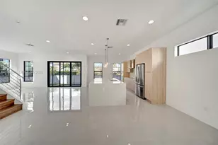 1427 SW 23rd St, Fort Lauderdale, FL 33315 - Photo 1