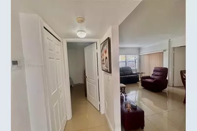 6455 W 27th Ave #44-13, Hialeah, FL 33016 - Photo 6