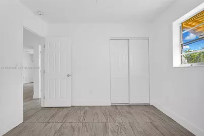 14600 NE 14th Ave #2, Miami, FL 33161 - Photo 18