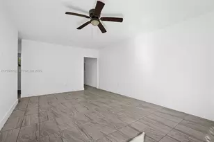 14600 NE 14th Ave, Miami, FL 33161 - Photo 10