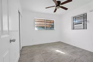 14600 NE 14th Ave, Miami, FL 33161 - Photo 16