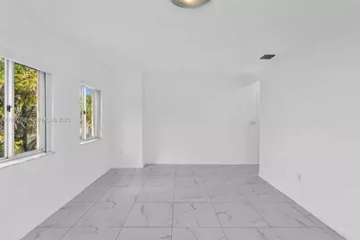 10065 Bay Harbor Ter, Bay Harbor Islands, FL 33154 - Photo 18