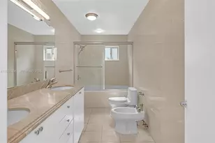 10065 Bay Harbor Terrace, Bay Harbor Islands, FL 33154 - Photo 14