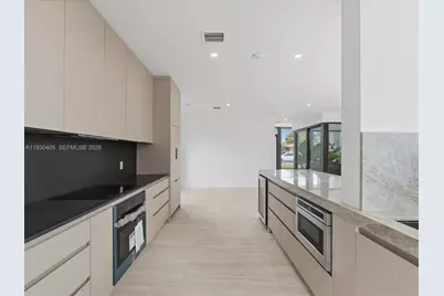 2484 SW 18th St, Miami, FL 33145 - Photo 32