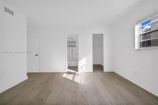 8295 NE Miami Ct, Miami, FL 33138 - Photo 32