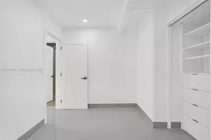 998 SW 11th St, Miami, FL 33129 - Photo 38