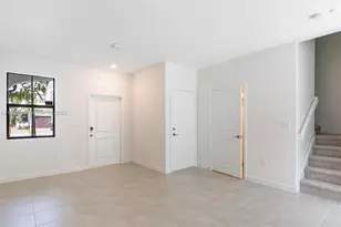 23521 SW 129th Ave, Homestead, FL 33032 - Photo 4