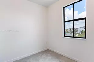 23521 SW 129th Ave, Homestead, FL 33032 - Photo 12