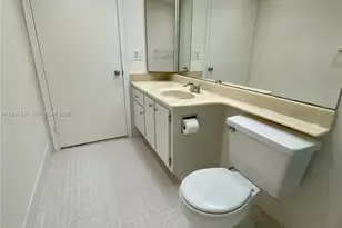 12850 SW 4th Ct, Pembroke Pines, FL 33027 - Photo 10