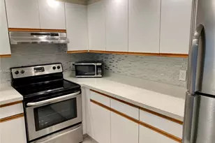 12850 SW 4th Ct, Pembroke Pines, FL 33027 - Photo 1