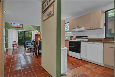 2790 SW 22nd Ave, Miami, FL 33133 - Photo 4