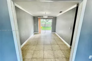 10223 SW 156th Ave, Miami, FL 33196 - Photo 6