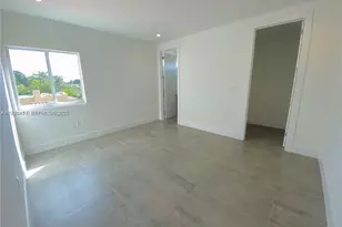 3653 SW 25th St, Miami, FL 33133 - Photo 10