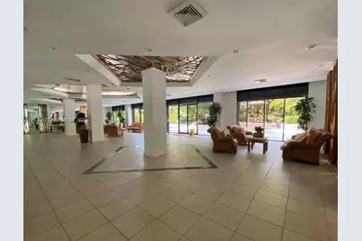 1450 Brickell Bay Dr #1606, Miami, FL 33131 - Photo 2