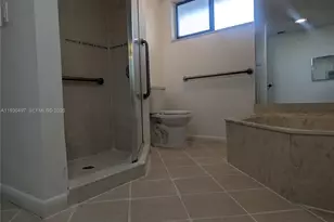 601 Ives Dairy Rd, Miami, FL 33179 - Photo 16