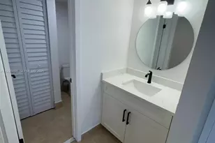 18870 NW 57th Ave, Hialeah, FL 33015 - Photo 12