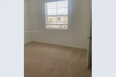 480 NE 5th St, Florida City, FL 33034 - Photo 4