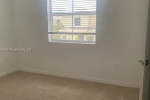 480 NE 5th St, Florida City, FL 33034 - Photo 4