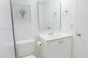 4705 NW 7th St, Miami, FL 33126 - Photo 6