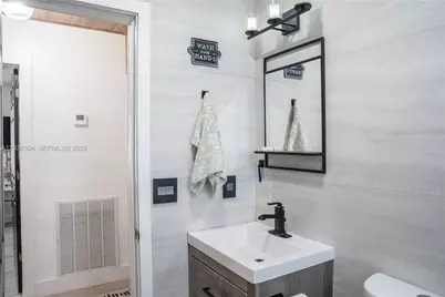 2403 Rodman St, Hollywood, FL 33020 - Photo 26