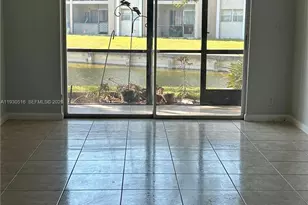 8010 N Colony Cir N, Tamarac, FL 33321 - Photo 6