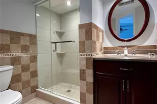 8010 N Colony Cir N, Tamarac, FL 33321 - Photo 10