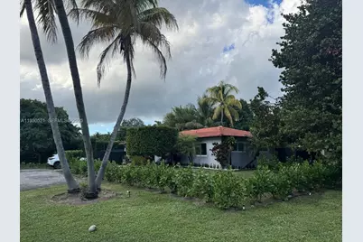 985 NE 115th St, Biscayne Park, FL 33161 - Photo 42