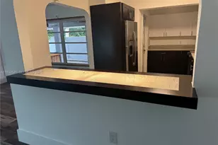 985 NE 115th St, Biscayne Park, FL 33161 - Photo 8