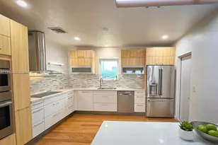40 SW 30th Rd, Miami, FL 33129 - Photo 8