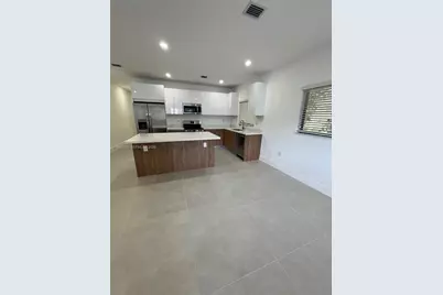 119 NW 5th Ave #1, Hallandale Beach, FL 33009 - Photo 6