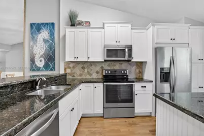 10553 NW 10th Ct #D-140, Plantation, FL 33322 - Photo 14