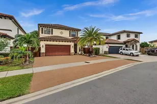 11709 SW 253rd St, Homestead, FL 33032 - Photo 2