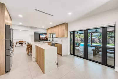 11340 SW 74th Ct, Pinecrest, FL 33156 - Photo 16