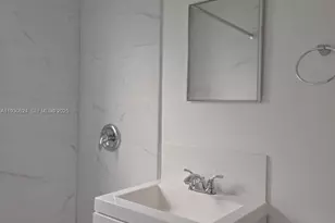 27 Phoenetia Ave, Coral Gables, FL 33134 - Photo 38