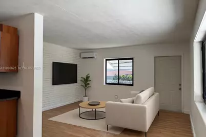 630 NW 14th Way, Fort Lauderdale, FL 33311 - Photo 2
