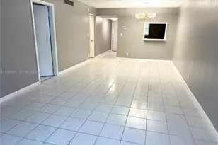 220 SW 9th Ave, Hallandale Beach, FL 33009 - Photo 6