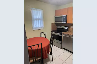 220 SW 9th Ave #116, Hallandale Beach, FL 33009 - Photo 2