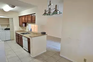 9877 Westview Dr, Coral Springs, FL 33076 - Photo 1