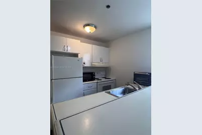 361 Collins Ave #A2, Miami Beach, FL 33139 - Photo 12