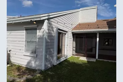 14624 SW 143rd Place Cir, Miami, FL 33186 - Photo 12