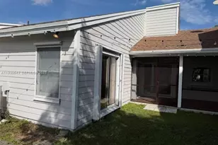 14624 SW 143rd Pl Cir, Miami, FL 33186 - Photo 12