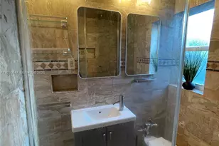 1001 7th St, Miami Beach, FL 33139 - Photo 18