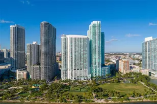 1900 N Bayshore Dr, Miami, FL 33132 - Photo 18