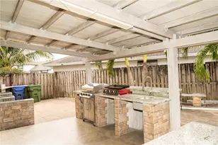 9931 SW 14th St, Pembroke Pines, FL 33025 - Photo 26