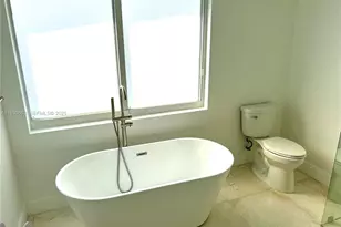 2536 Flamingo Ln, Fort Lauderdale, FL 33312 - Photo 48